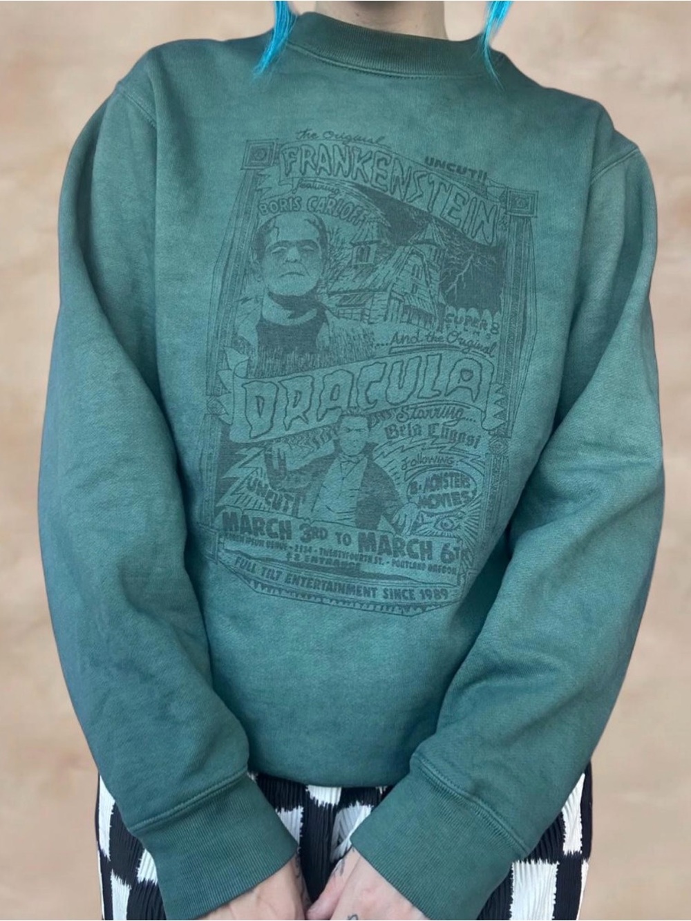 Crewneck Graphic Sweater in Teal